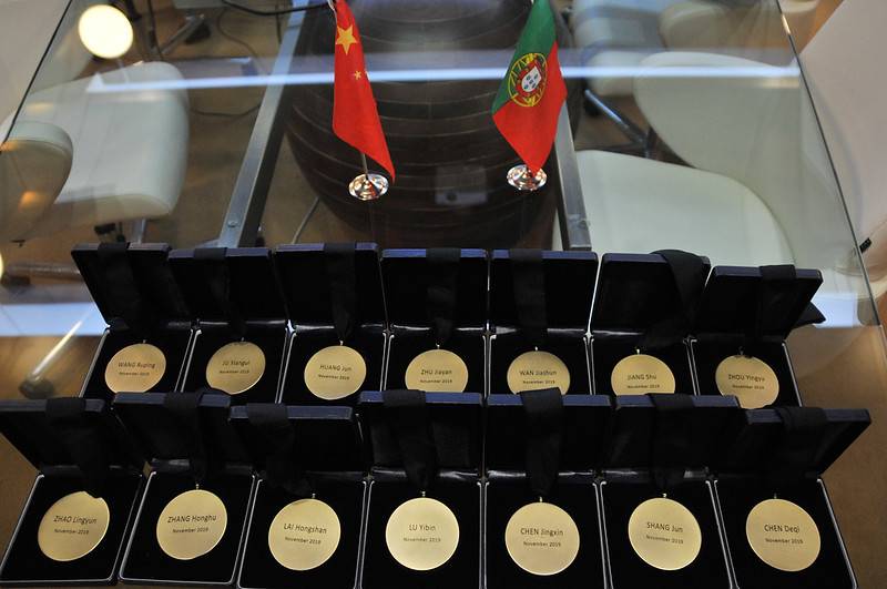 Dezenas de estudantes chineses finalizam programas doutorais