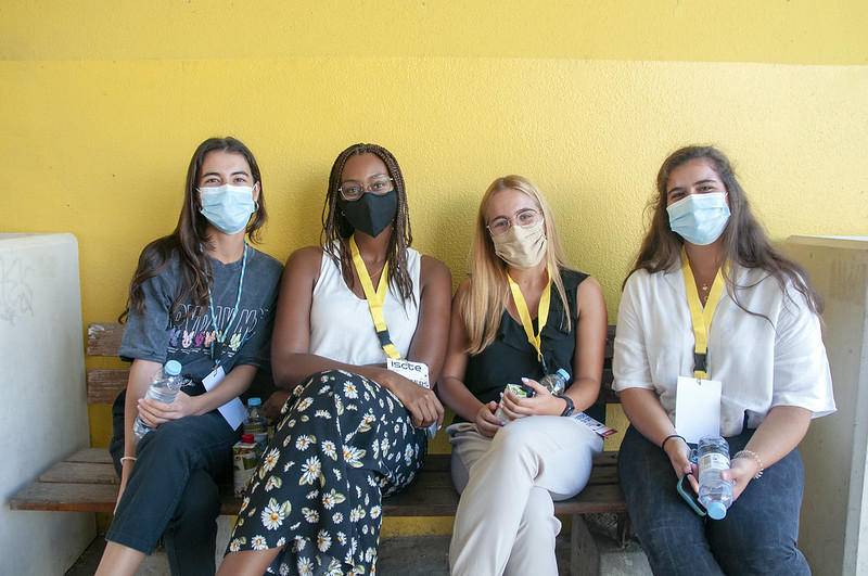 Gender and Therapy Pluralism - Women's Access to Private Health Sector in Africa