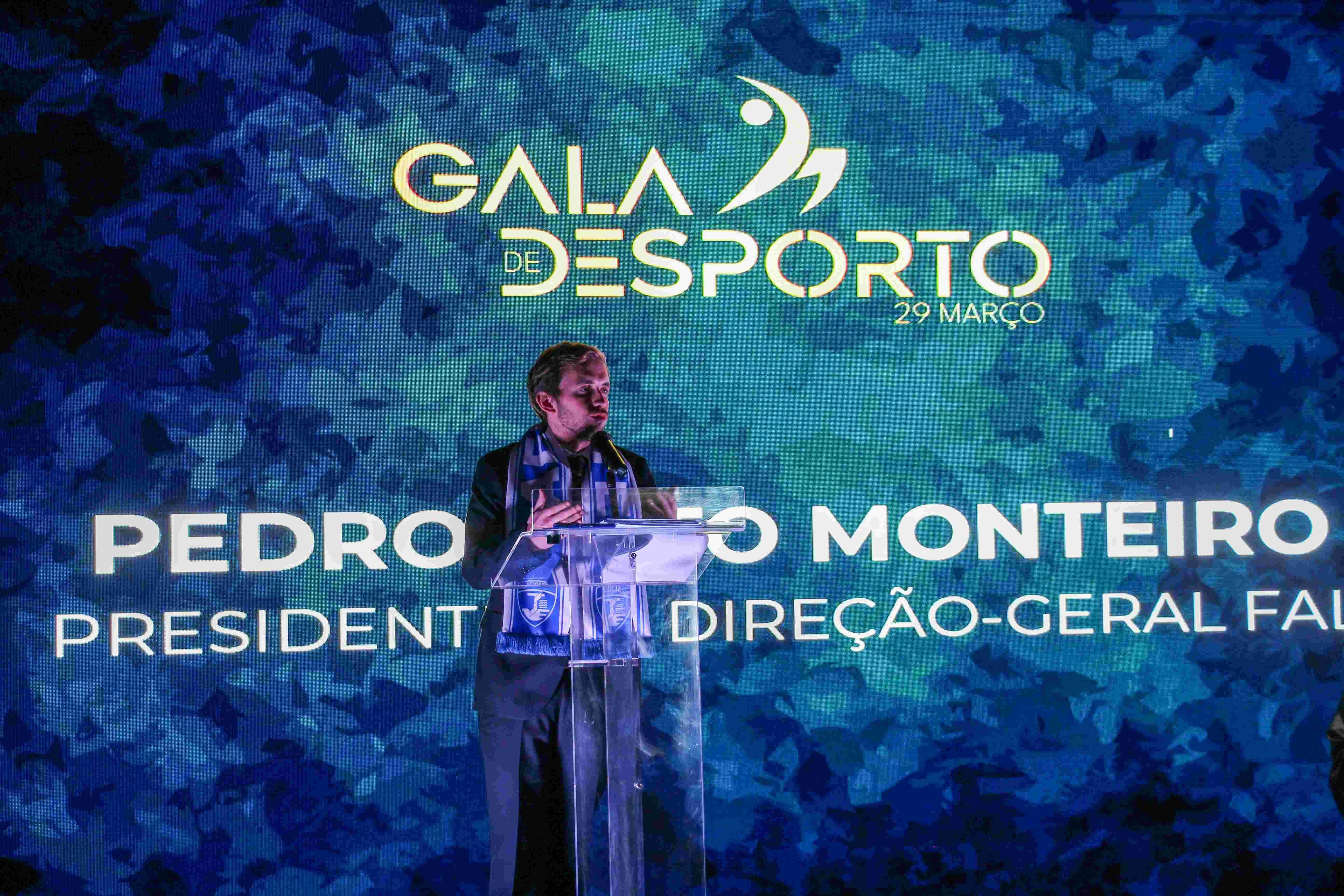 AEISCTE distingue estudantes-atletas na Gala de Desporto