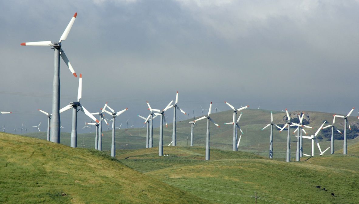 Relações Internacionais e Segurança Energética no Brasil: Aspectos Militares, Económicos e Ambientais