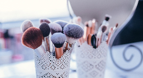 Towards a comparative sociology of beauty. The translational modelling industry and the social shaping of beauty